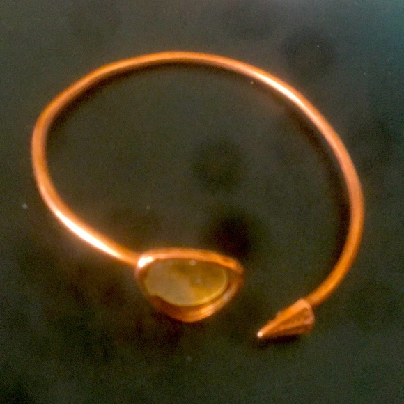 Therapeutic Copper Bangle Bracelet - Picture 1 of 5